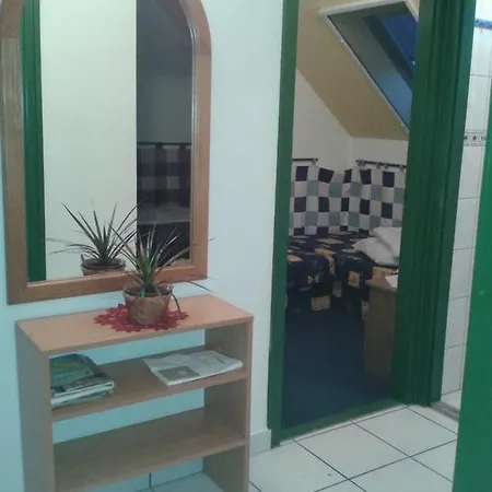Feherszeker شقة